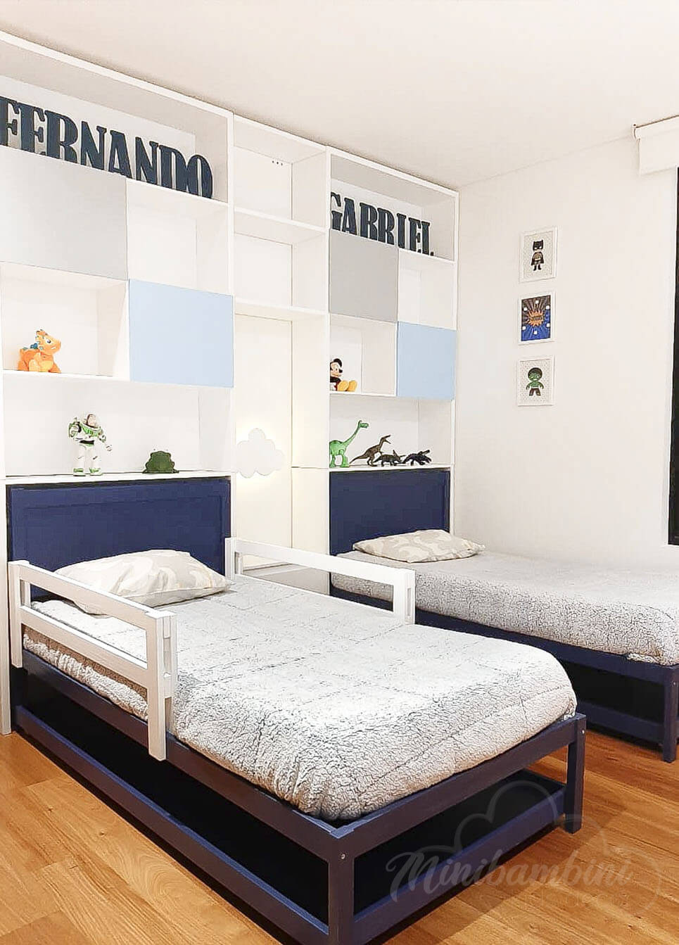 cama en madera,cama,camas para niños.